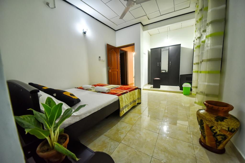 Asian Villa Negombo Bagian luar foto