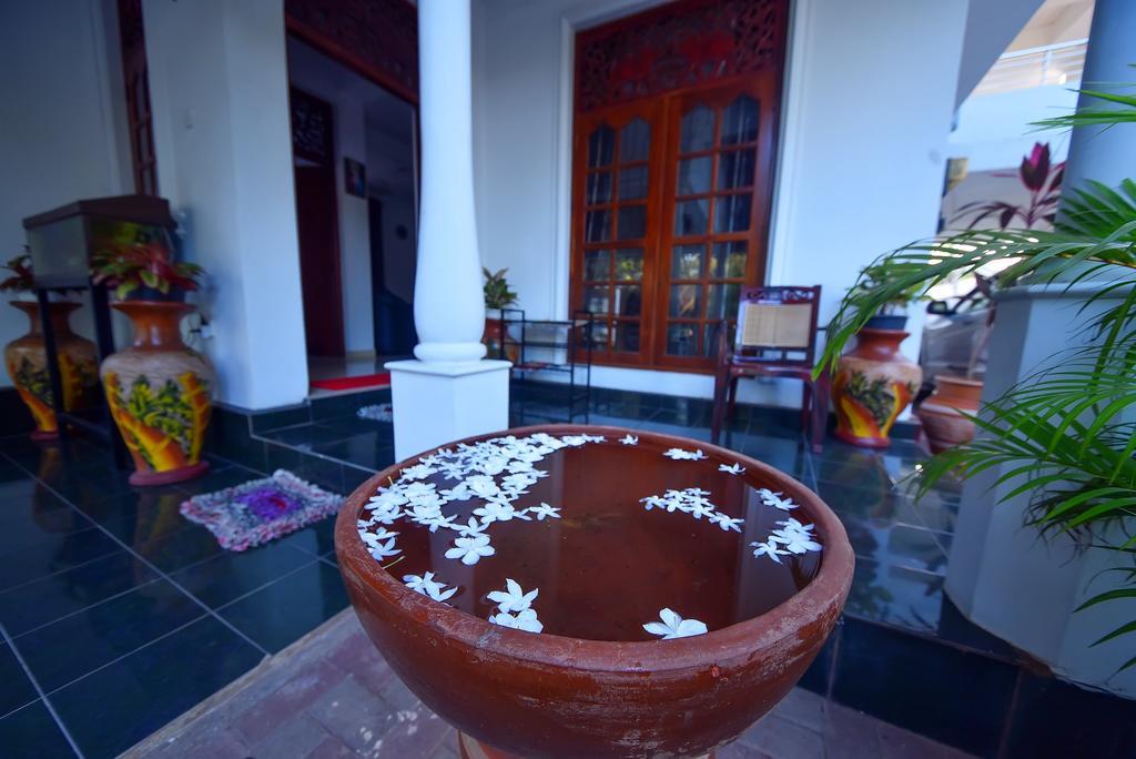 Asian Villa Negombo Bagian luar foto