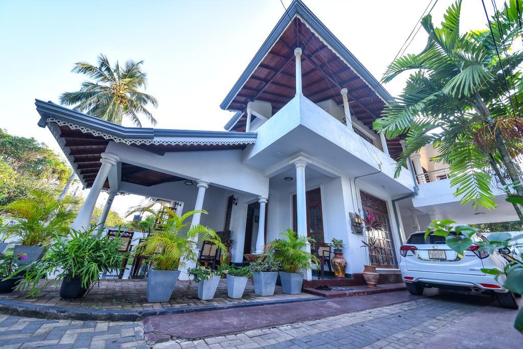 Asian Villa Negombo Bagian luar foto